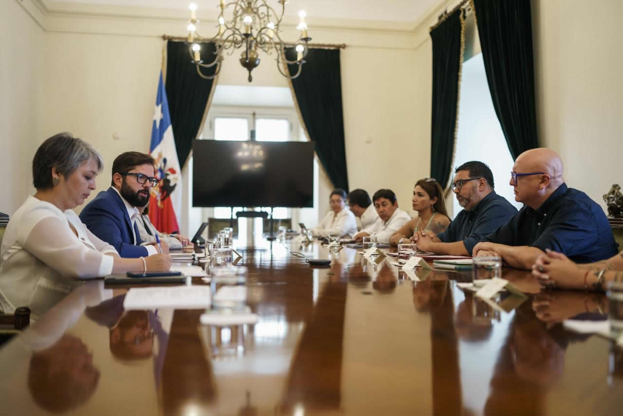 CUT Reafirma Convocatoria a Paro Nacional Tras Reunión con Presidente Boric y Ministra Jara